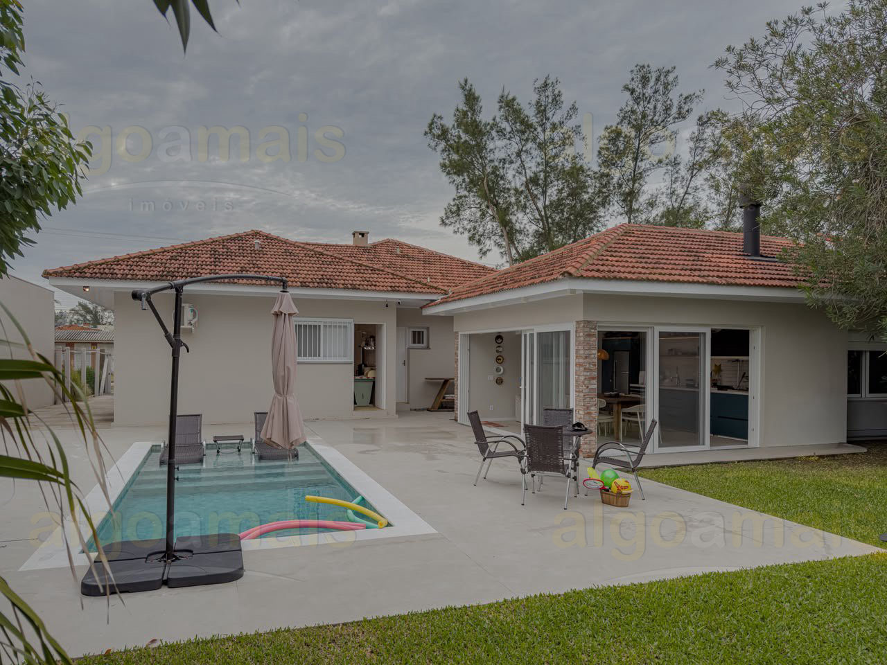 Casa, 4 quartos, 250 m² - Foto 47