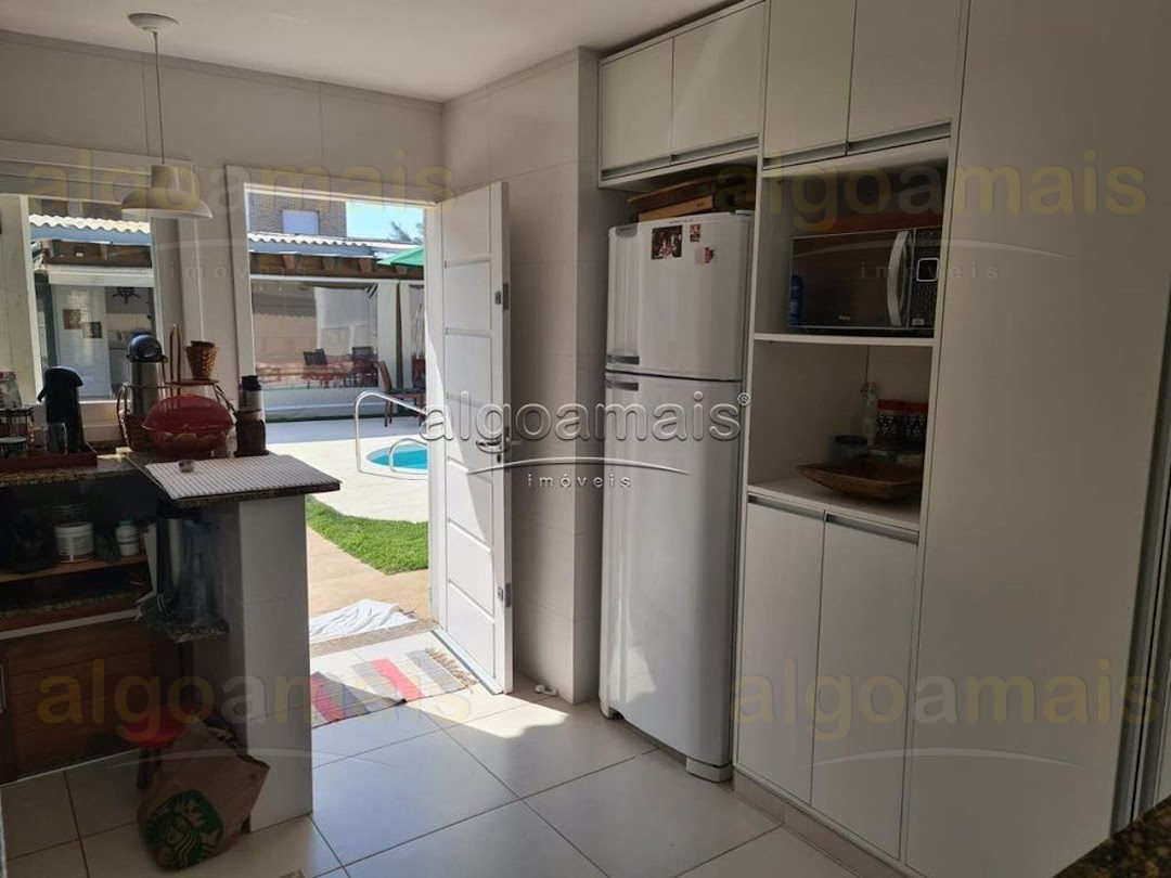 Casa, 3 quartos, 180 m² - Foto 2
