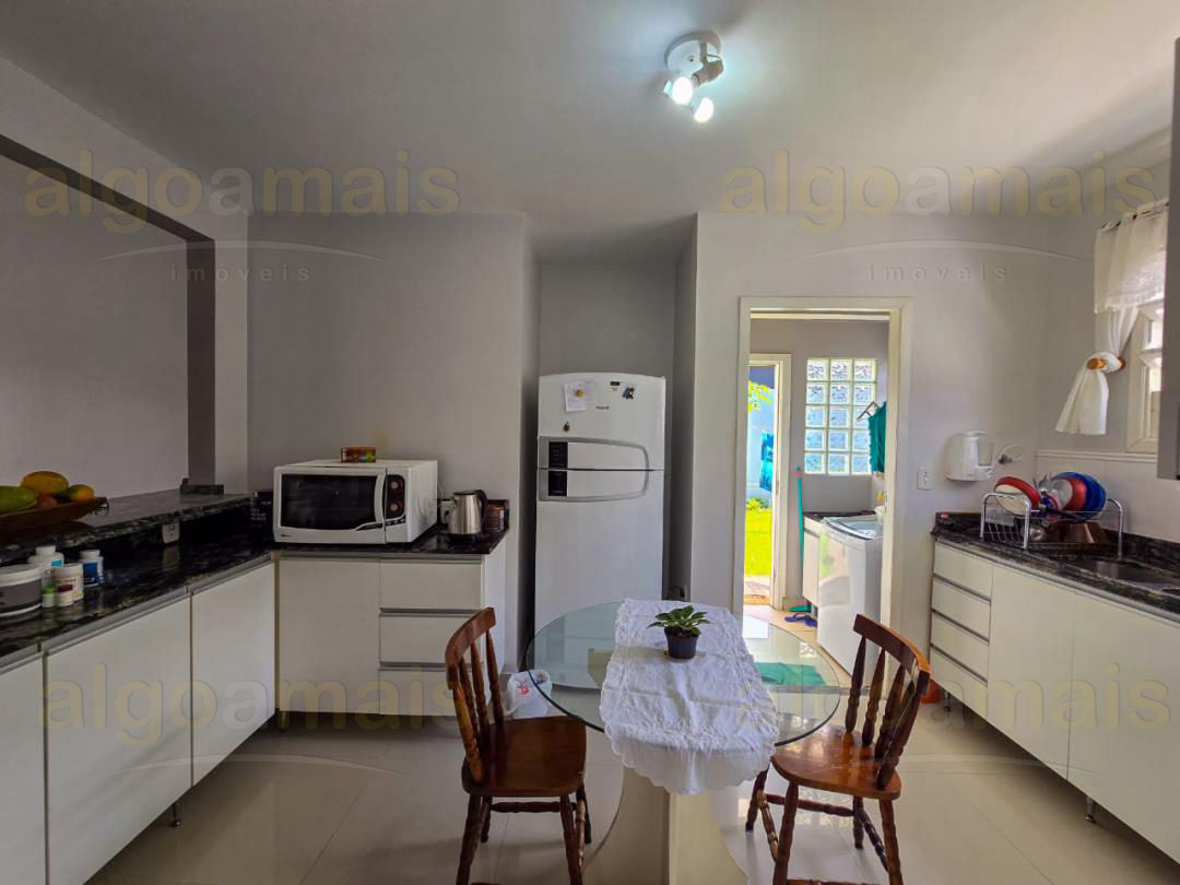 Casa, 5 quartos, 259 m² - Foto 25