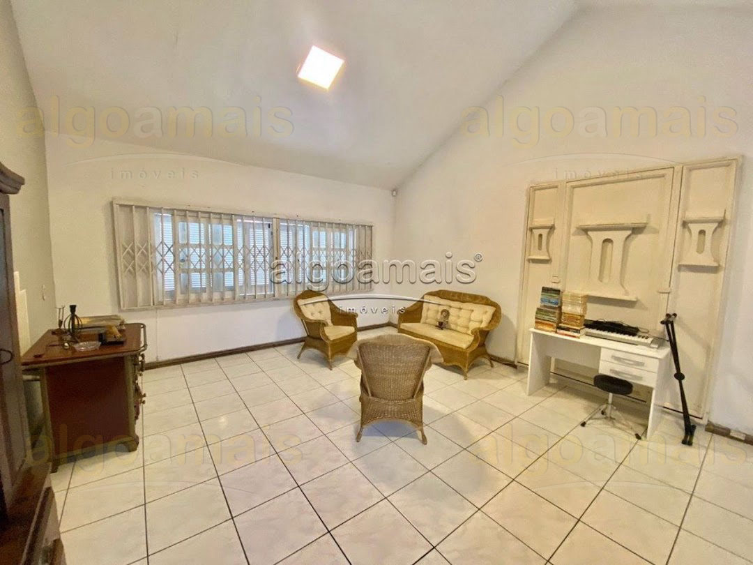 Casa, 4 quartos, 200 m² - Foto 13