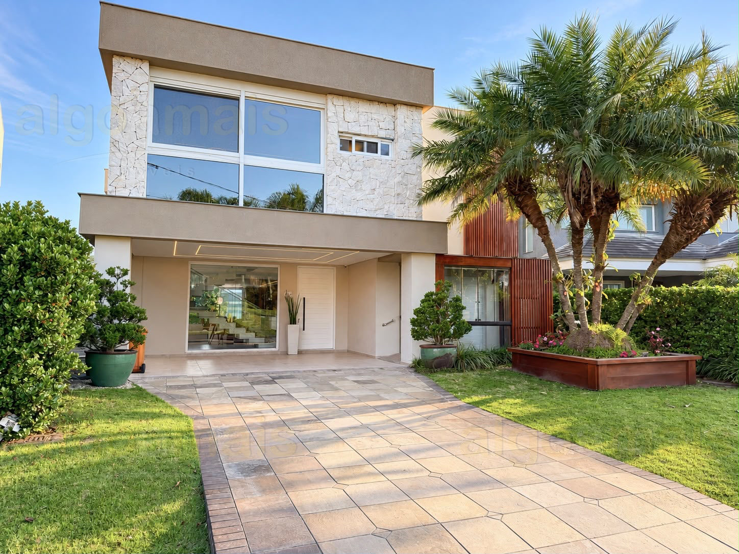 Casa em Condomínio à venda em Xangri-Lá - Condomínio Enseada Lagos Xangri-Lá - Mobiliado - Piscina - Quadras - Segurança 24h — Centro — Xangri-Lá