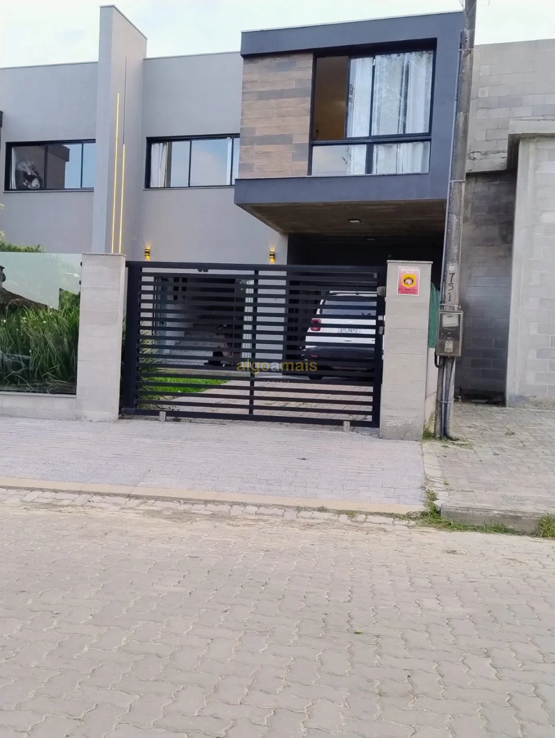 Sobrado, 4 quartos, 240 m² - Foto 2