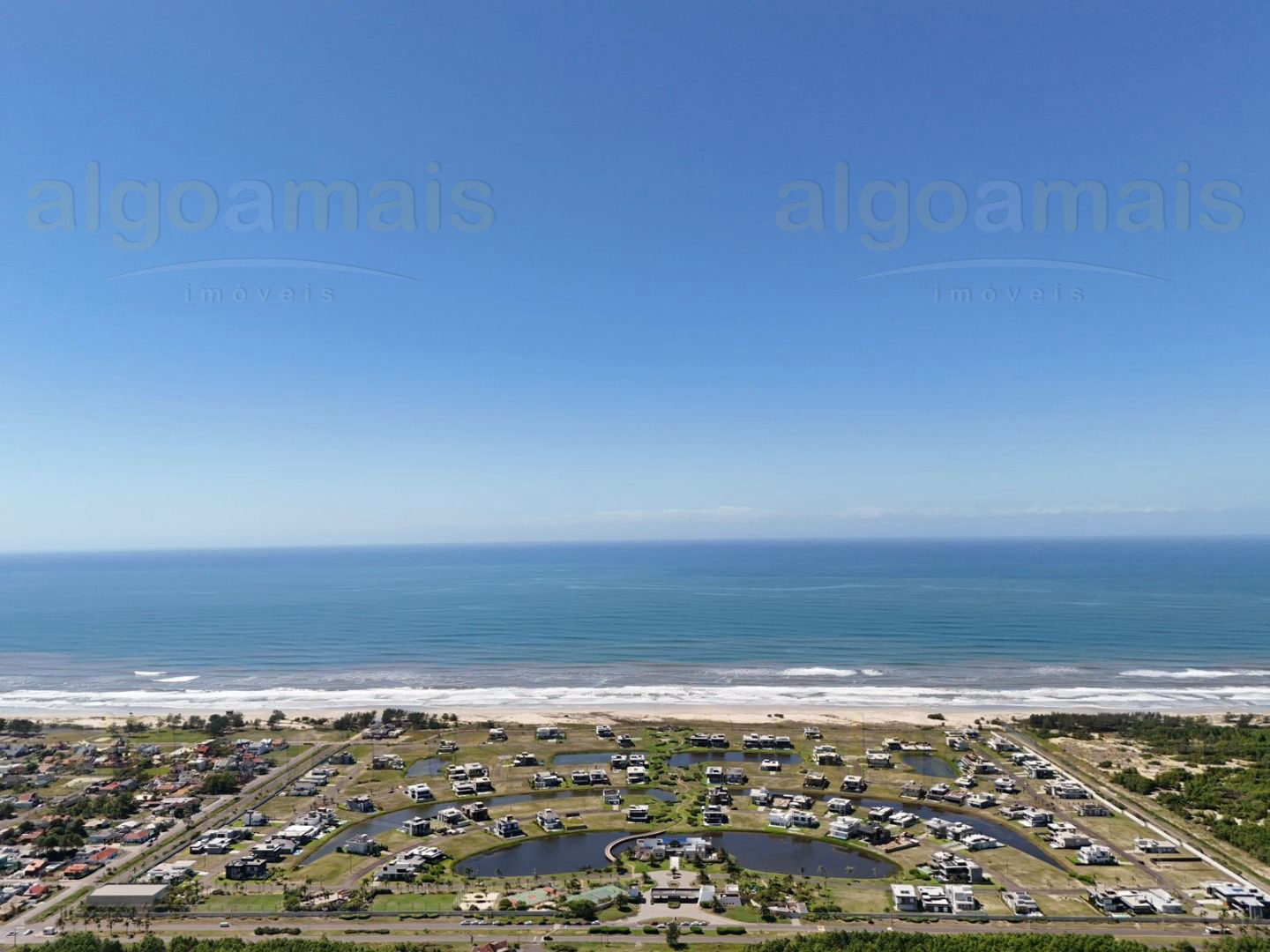 Casa em Condominio, 4 dormitórios em Condominio Costa Serena, Capão da Canoa — Capão Novo — Capão da Canoa