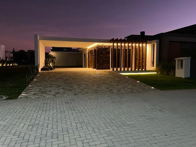 Casa em Condominio à venda em Capão da Canoa - Condominio Terrasul - Mobiliada - Piscina Térmica - Quadras Esportivas — Arroio Teixeira — Capão da Canoa