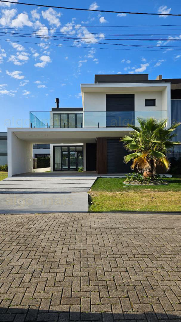 Casa em Condominio, 4 dormitórios em Condominio Blue Xangri-La, Xangri-Lá — Centro — Xangri-Lá