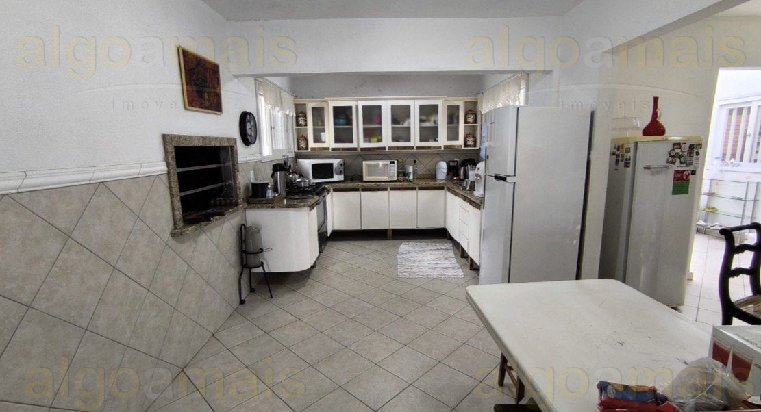 Casa, 4 quartos, 231 m² - Foto 11