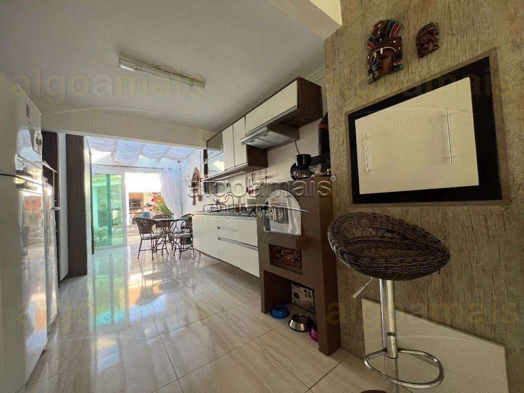 Casa, 4 quartos, 160 m² - Foto 9