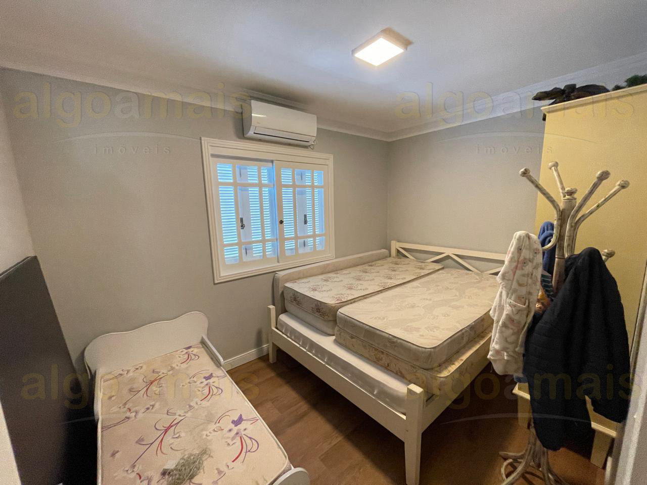 Casa, 4 quartos, 210 m² - Foto 11