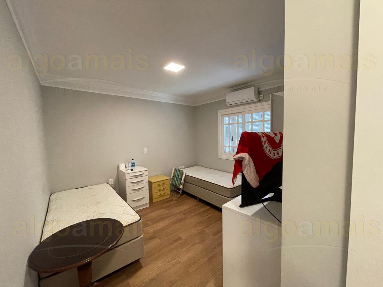 Casa, 4 quartos, 210 m² - Foto 13