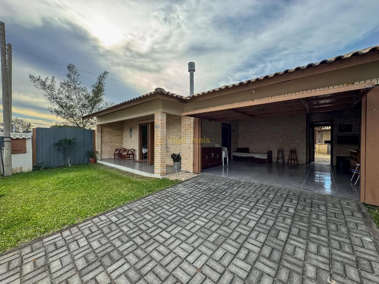 Casa Mobiliada à venda em Xangri-Lá, Noiva do Mar, com piscina e churrasqueira, próxima do mar! — Noiva do Mar — Xangri-Lá