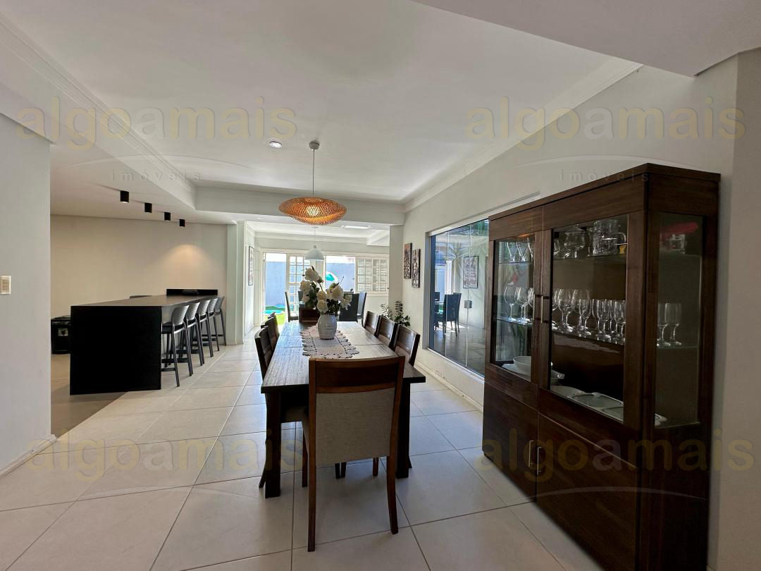 Sobrado, 5 quartos, 286 m² - Foto 6