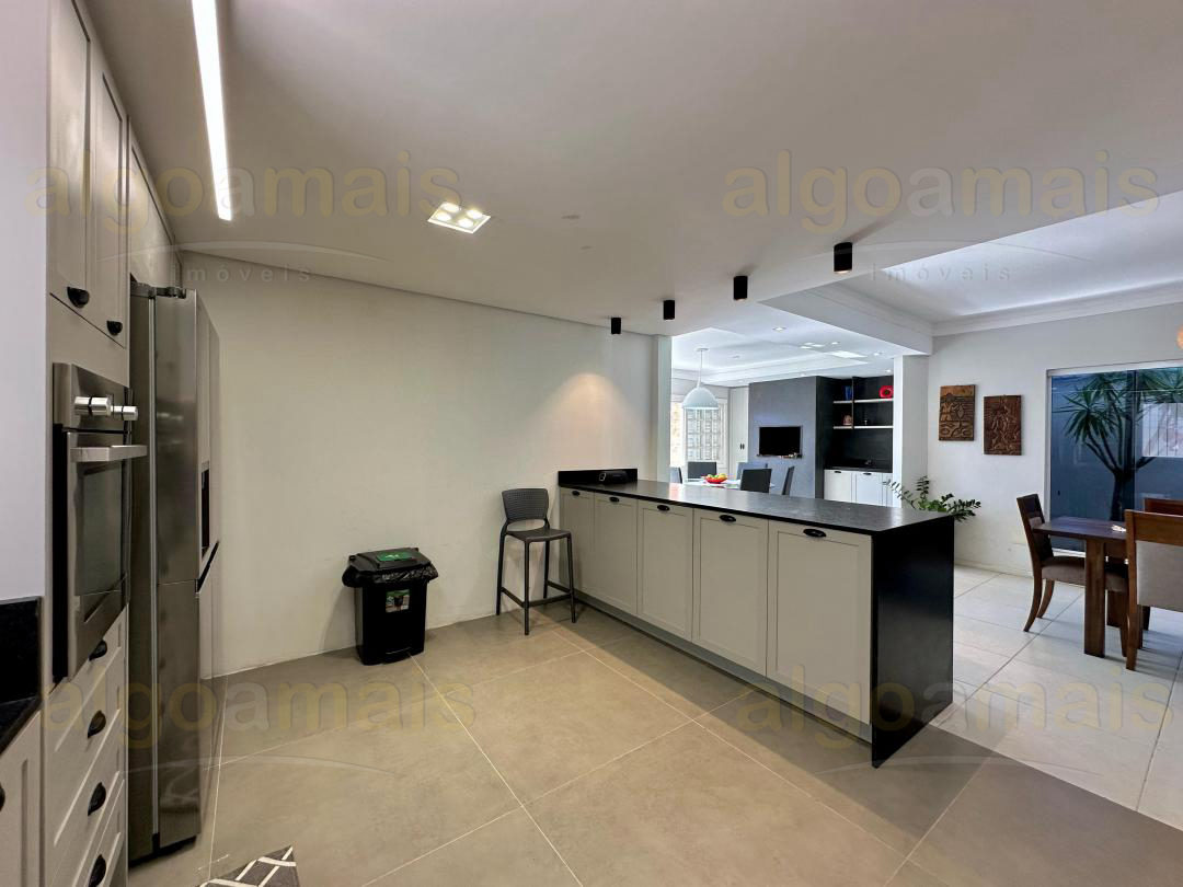 Sobrado, 5 quartos, 286 m² - Foto 10
