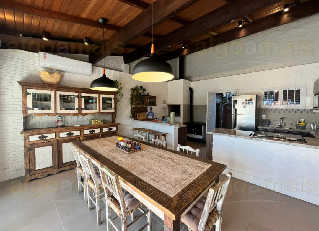 Casa, 3 quartos, 180 m² - Foto 8