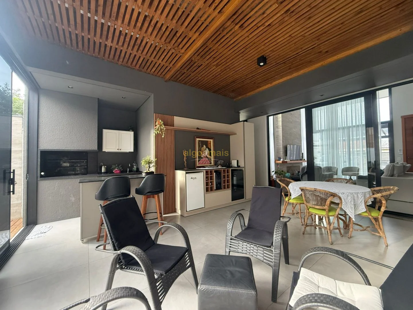 Casa, 4 quartos, 240 m² - Foto 19