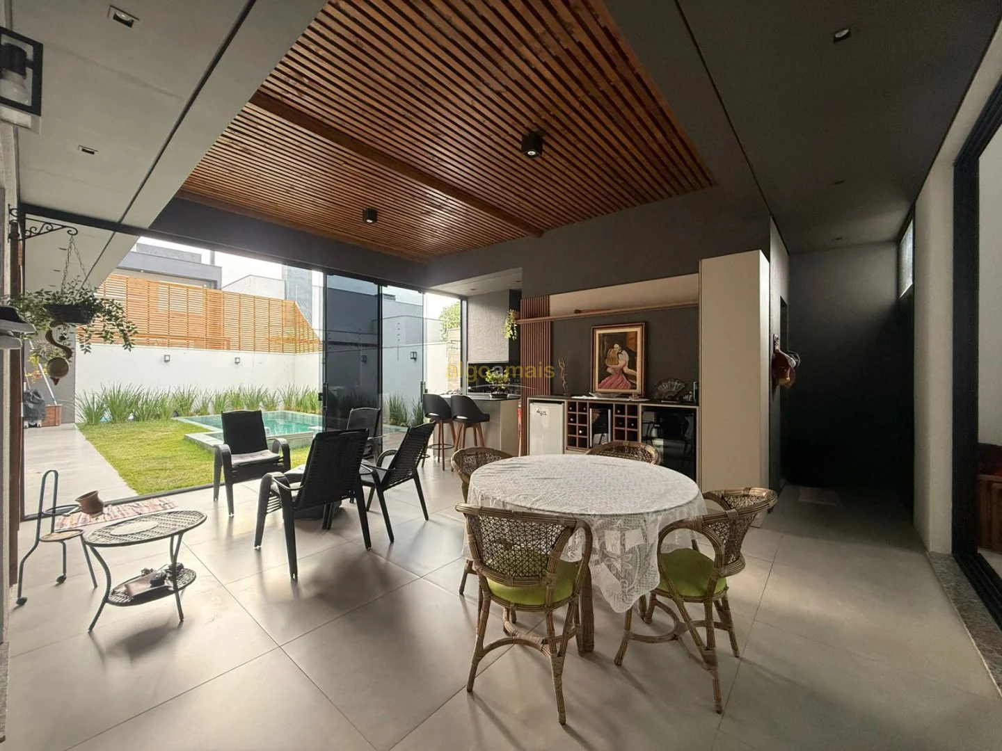 Casa, 4 quartos, 240 m² - Foto 26