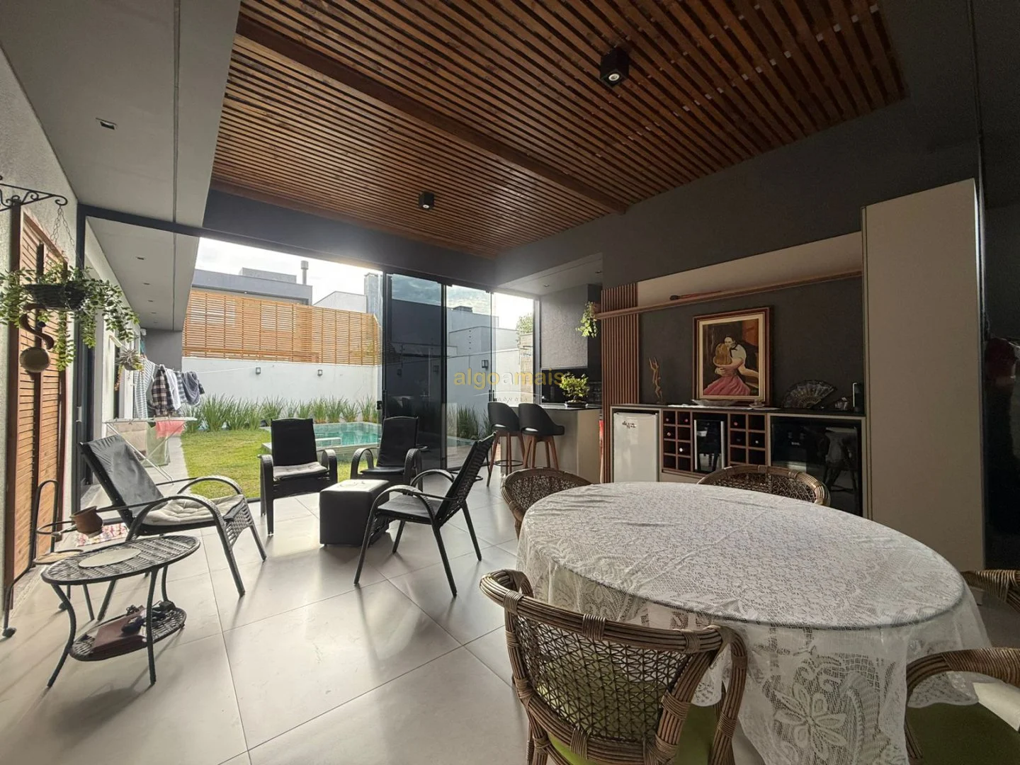 Casa, 4 quartos, 240 m² - Foto 30