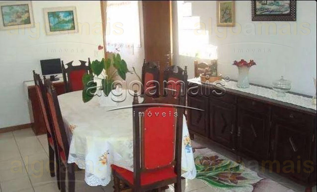Casa, 3 quartos, 215 m² - Foto 4