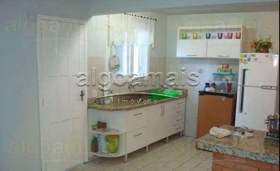 Casa, 3 quartos, 215 m² - Foto 6