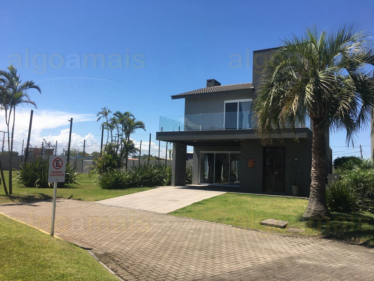 Casa em Condominio à venda em Xangri-Lá - Condominio Acqualina Beach - Mobiliada - 209m² — Maristela — Xangri-Lá