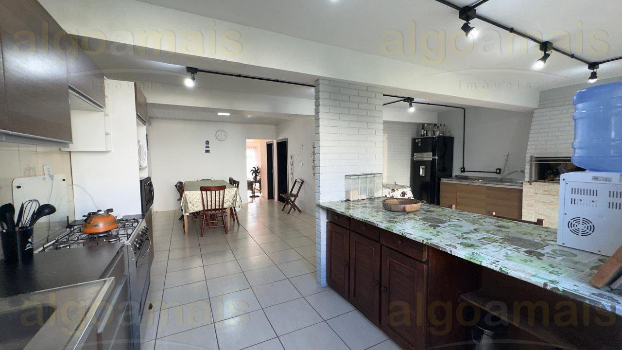 Casa, 4 quartos, 210 m² - Foto 10