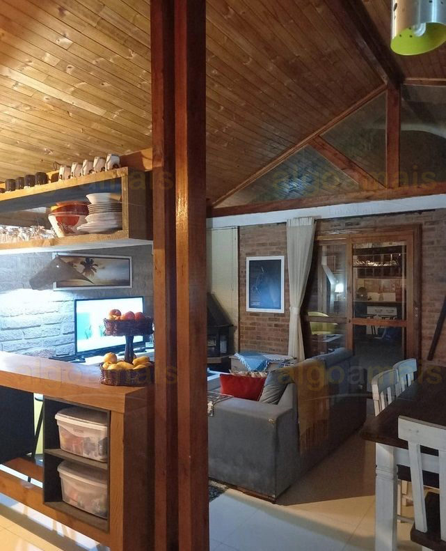 Casa, 3 quartos, 220 m² - Foto 3