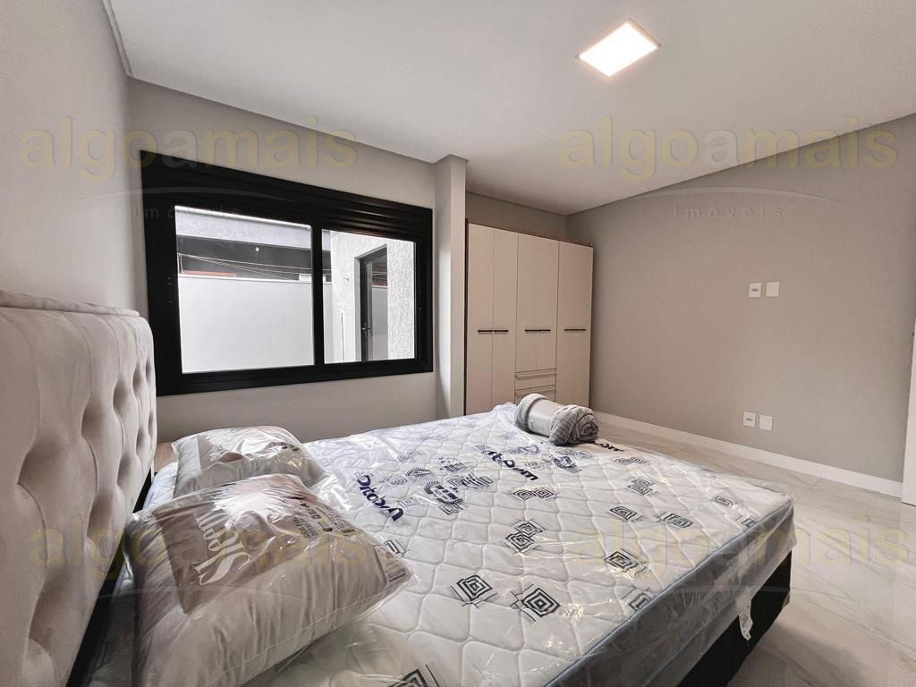Casa, 4 quartos, 295 m² - Foto 22