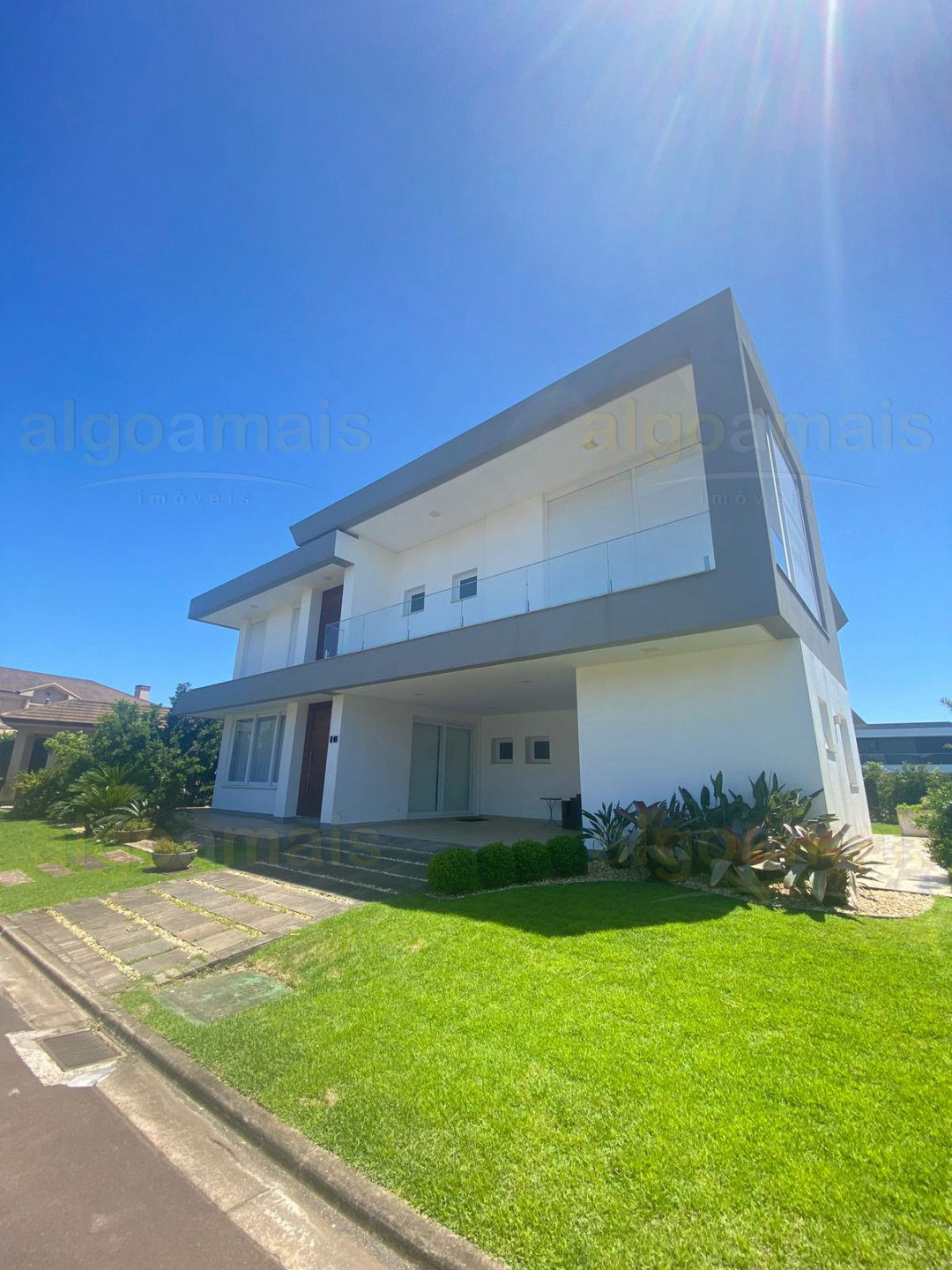 Casa em Condominio Mobiliada em Xangri-Lá - Condominio Playa Vista: Piscina, Churrasqueira e Quadras — Maristela — Xangri-Lá