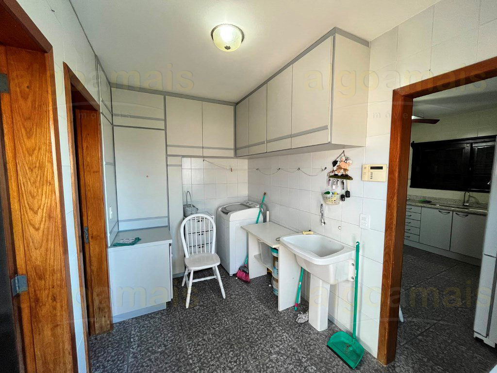Sobrado, 7 quartos, 445 m² - Foto 25