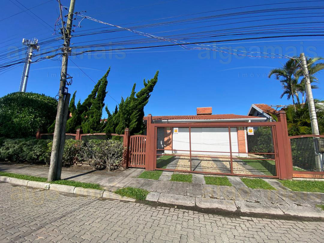 Casa, 3 quartos, 219 m² - Foto 2