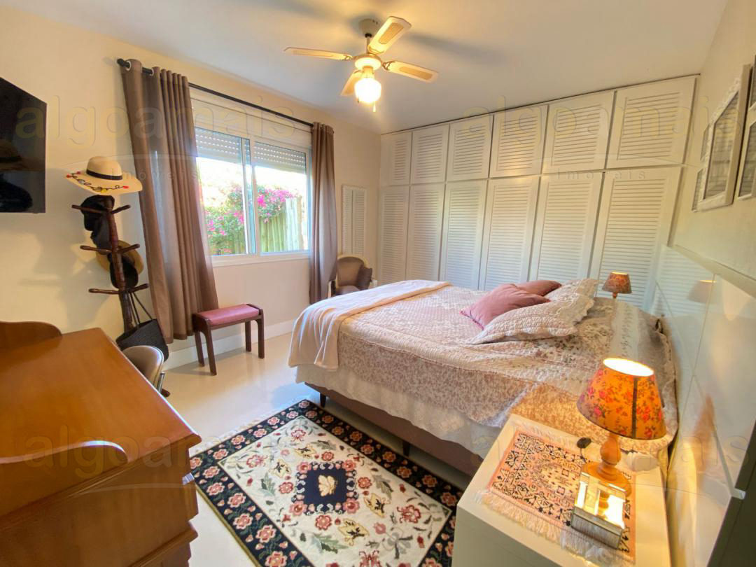 Casa, 3 quartos, 219 m² - Foto 23