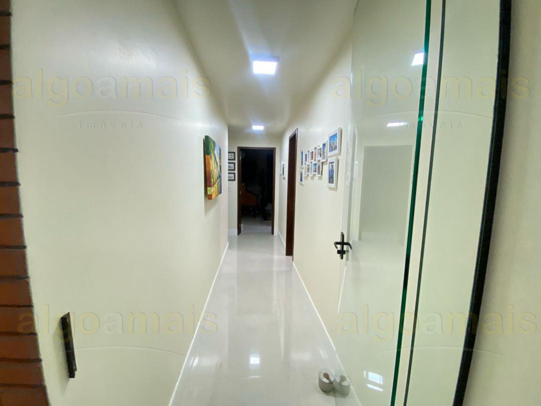 Casa, 3 quartos, 219 m² - Foto 28