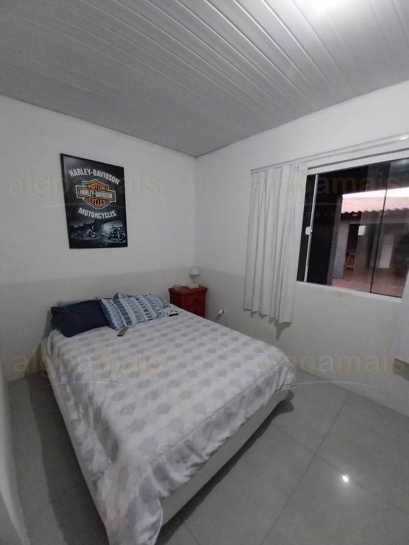 Casa, 5 quartos, 279 m² - Foto 2