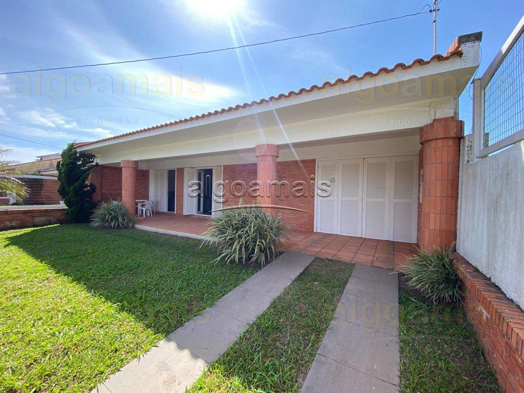 Casa Mobiliada à venda em Xangri-Lá, Centro - Próximo do mar! — Centro — Xangri-Lá