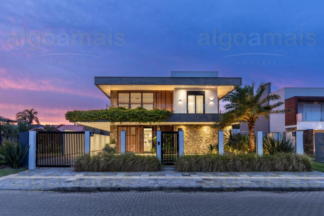 Sobrado Mobiliado à venda em Xangri-Lá - C.C.I- Extenção Atlantida II — C.C.I- Extenção Atlantida II — Xangri-Lá