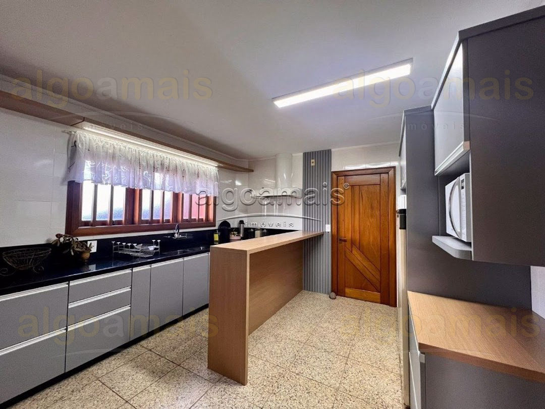 Sobrado, 5 quartos, 471 m² - Foto 28
