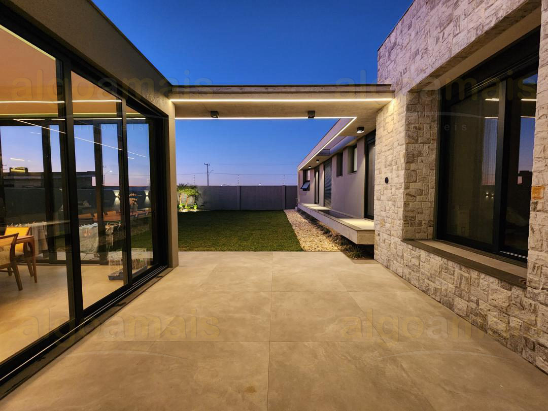 Casa, 4 quartos, 260 m² - Foto 26