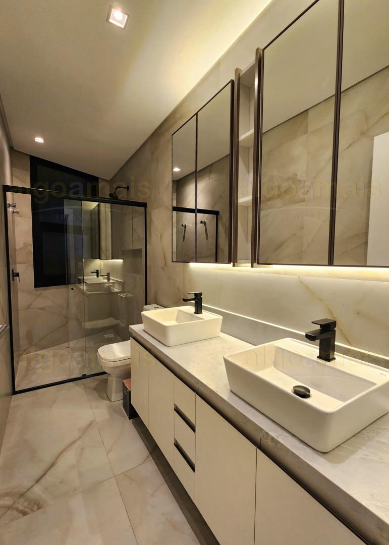 Casa, 4 quartos, 260 m² - Foto 34