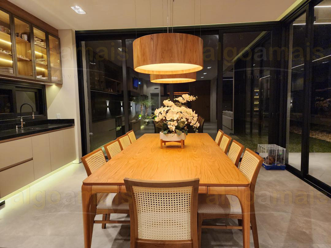 Casa, 4 quartos, 260 m² - Foto 30