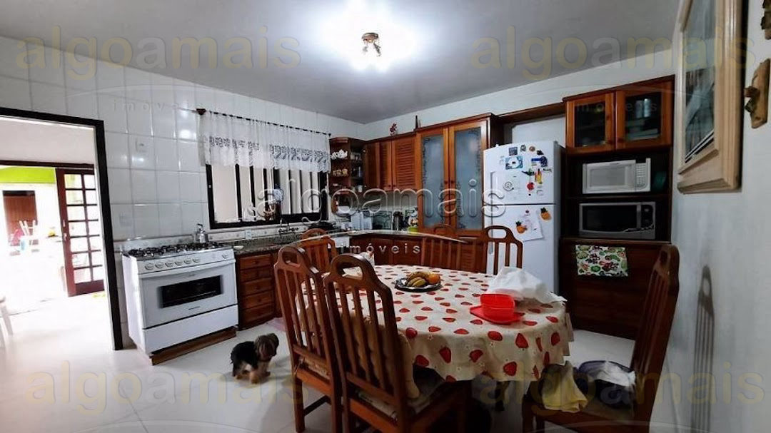 Casa, 3 quartos, 207 m² - Foto 6