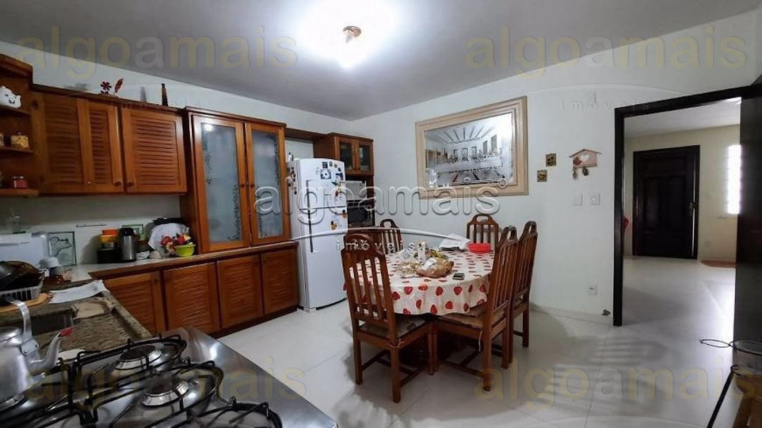Casa, 3 quartos, 207 m² - Foto 10