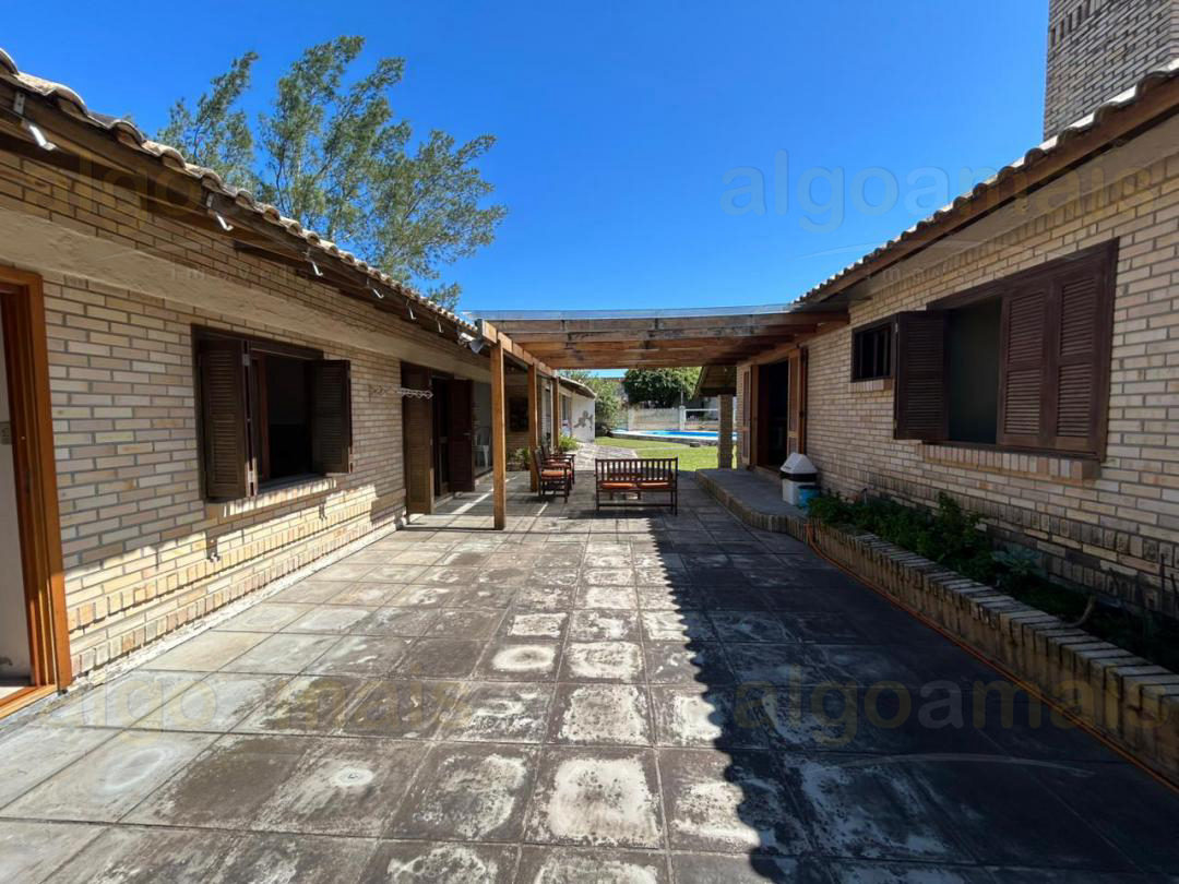 Casa, 6 quartos, 259 m² - Foto 10