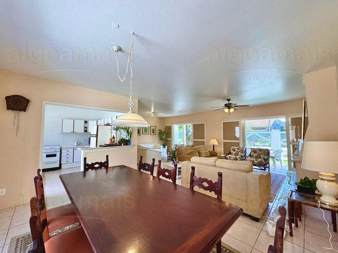 Casa, 3 quartos, 231 m² - Foto 13