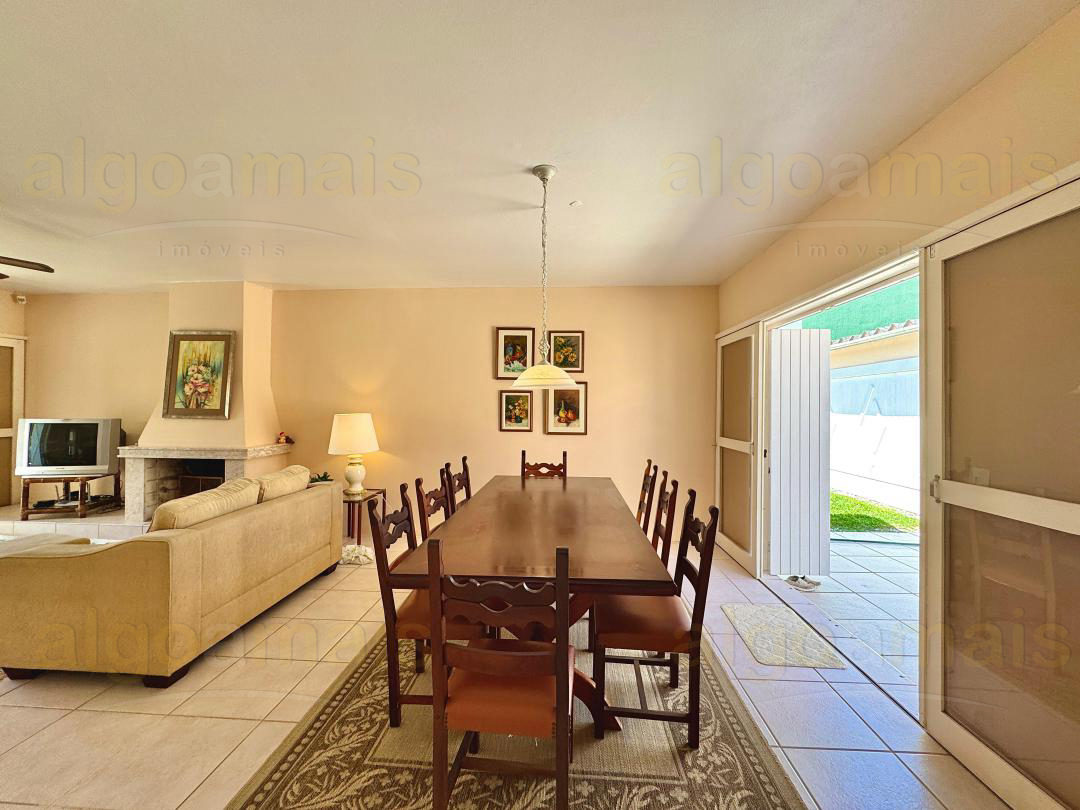 Casa, 3 quartos, 231 m² - Foto 10