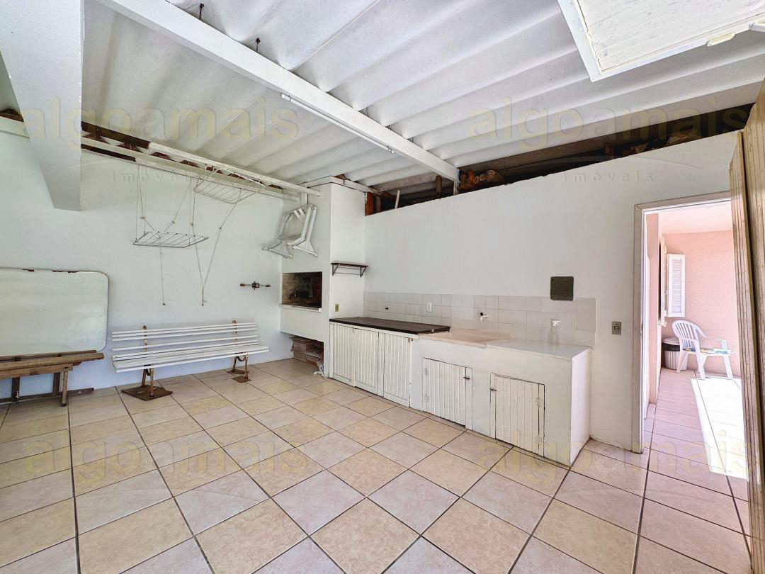 Casa, 3 quartos, 231 m² - Foto 26
