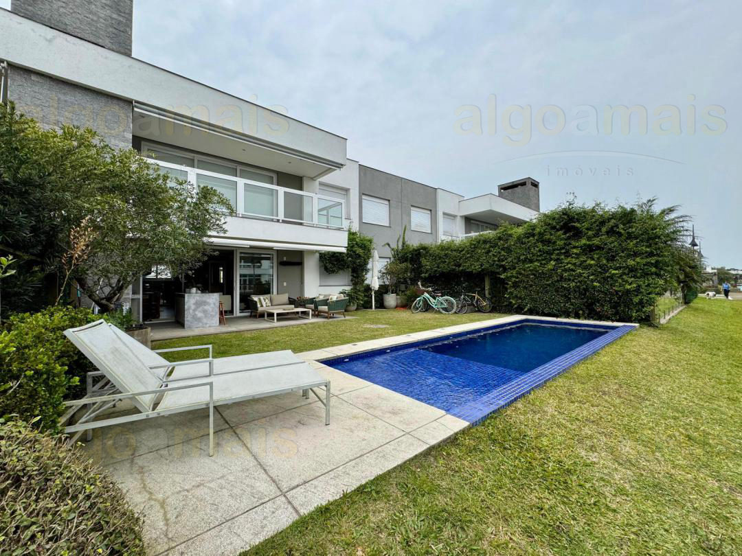 Casa em Condominio Mobiliada em Xangri-Lá - Condominio Rossi Atlântida - Venda — Atlântida — Xangri-Lá