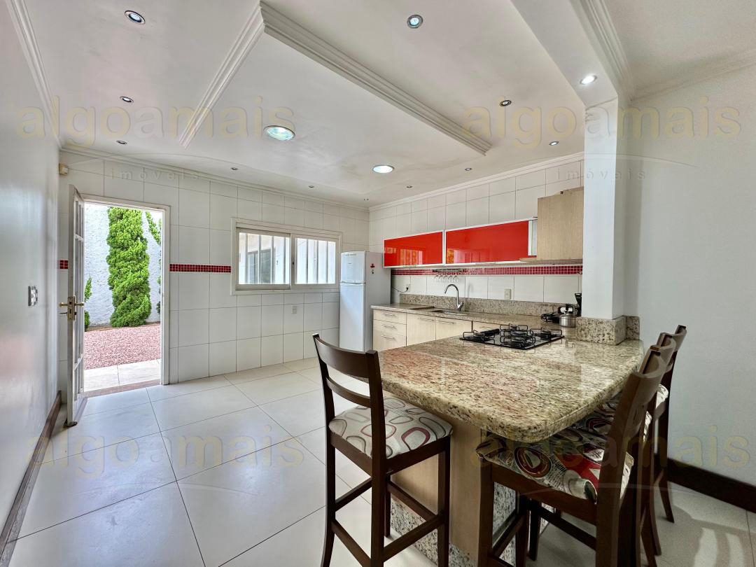 Sobrado, 4 quartos, 236 m² - Foto 9