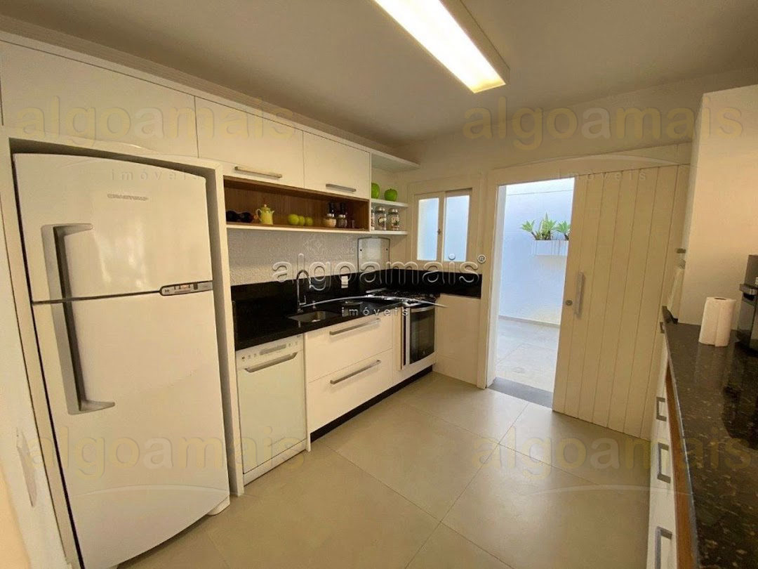 Casa, 4 quartos, 180 m² - Foto 17