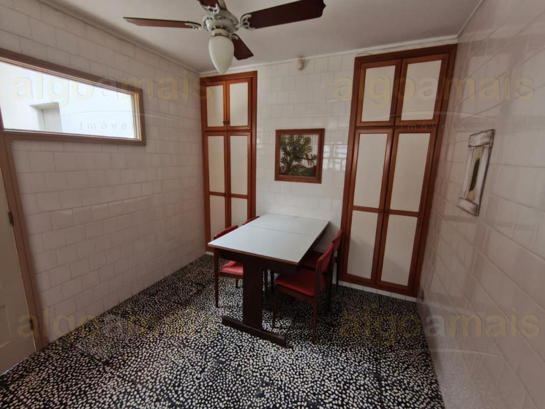 Casa, 3 quartos, 219 m² - Foto 4