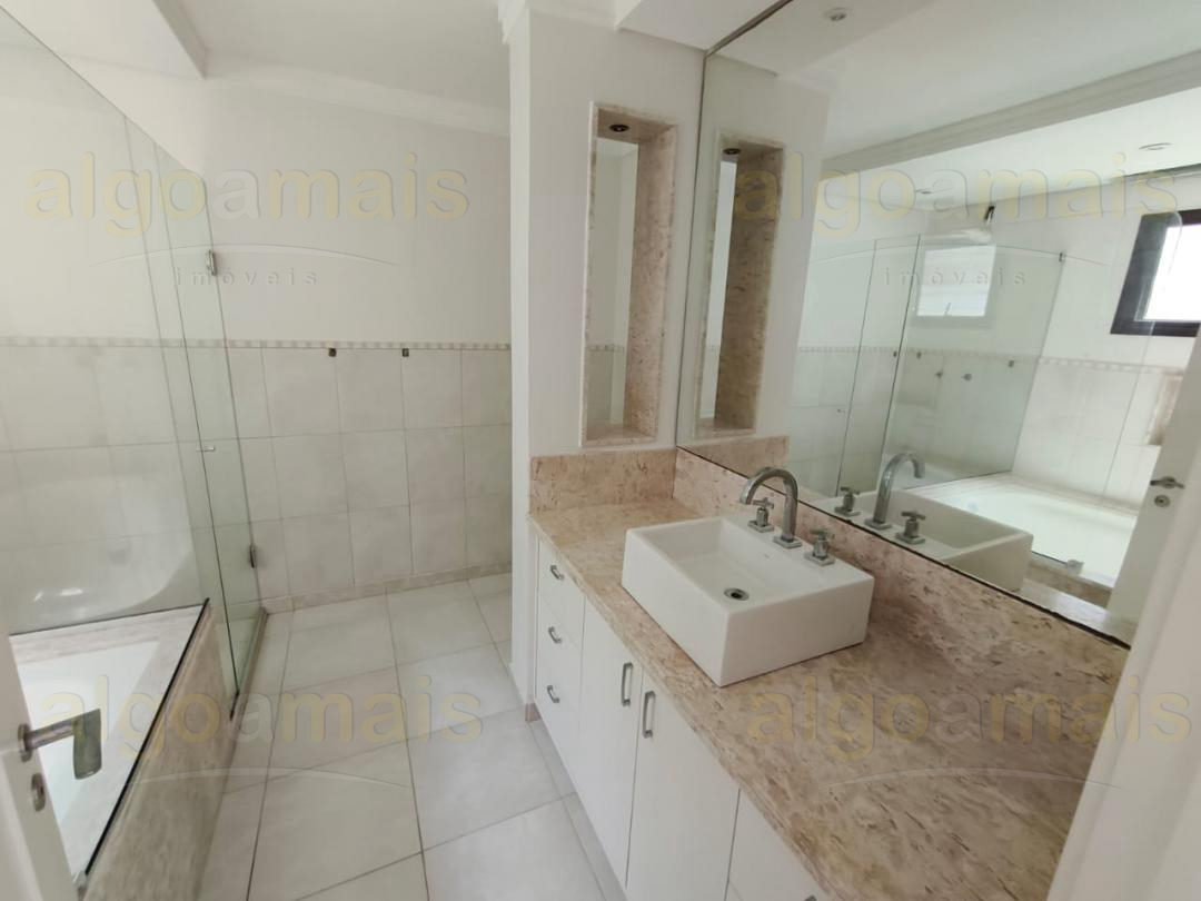 Casa, 3 quartos, 219 m² - Foto 14