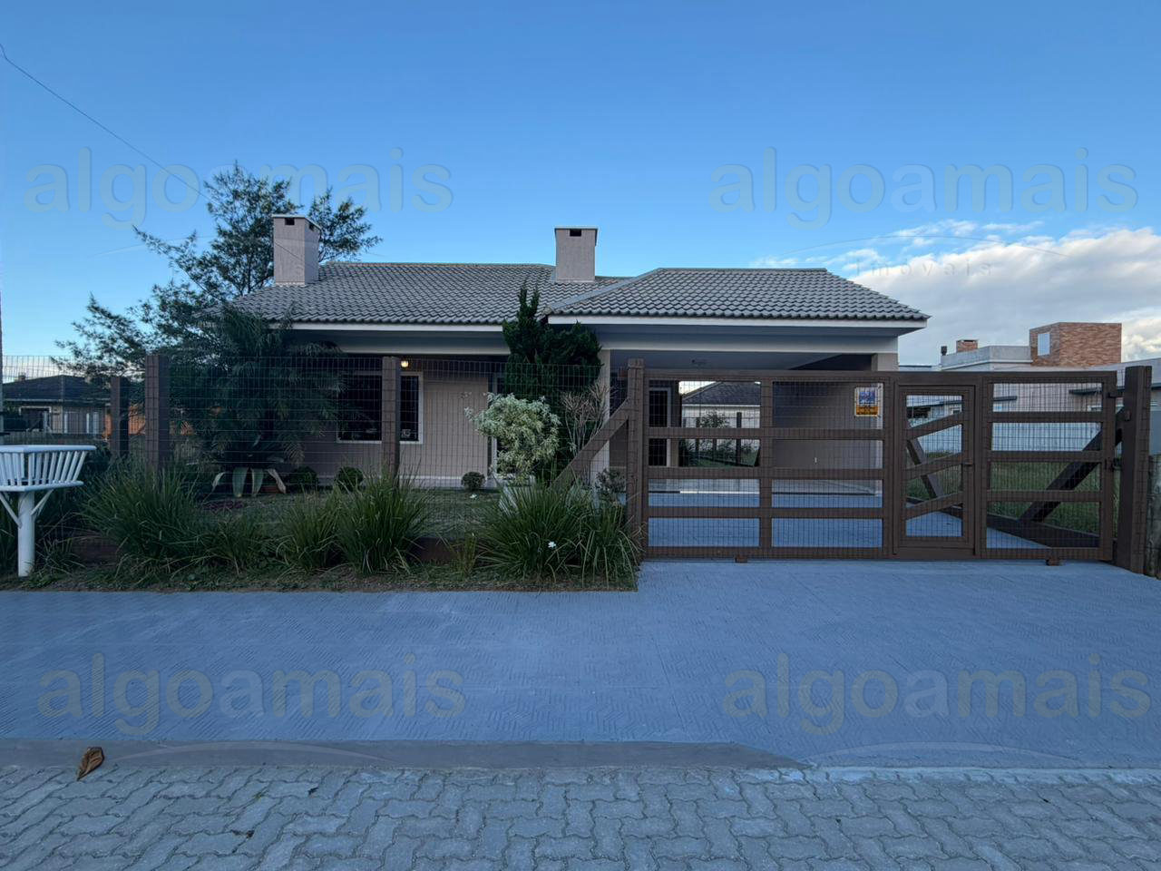 Casa, 3 quartos, 145 m² - Foto 1
